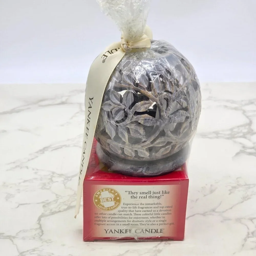 Yankee Candle Stoneware Leaf Tealight Holder and 12 Tutti-Frutti NEW Gift Set